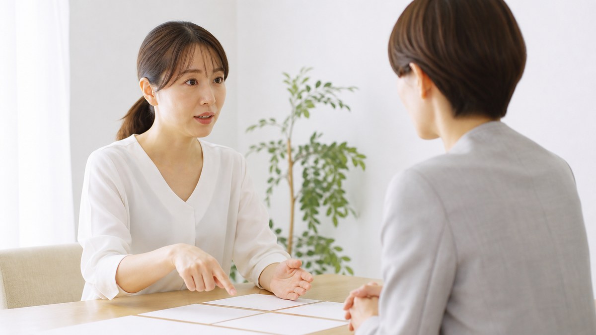 就労移行支援の疑問を選択肢カードで相談する日本人の利用検討者
